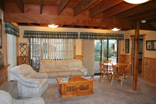 20 Agland Crescent, Orange Picture 3