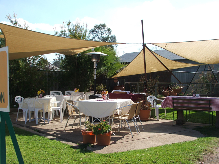 BP Service Station, Kiewa Street, Manildra Picture 2