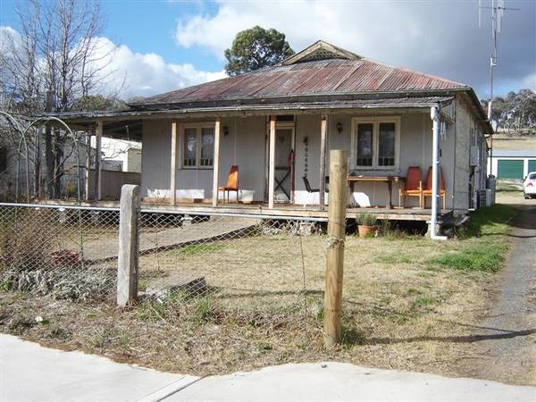20 Betts Street, Molong Picture 1