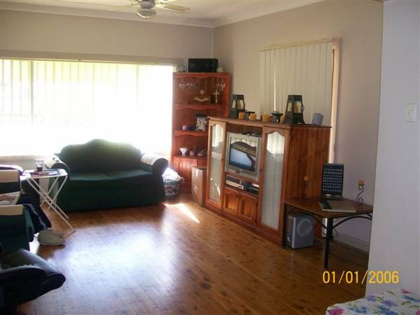 31 Rose Street, Parkes Picture 3