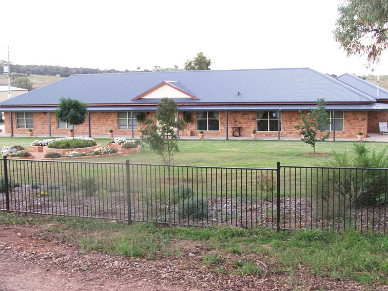 106 Speedy Street, Molong Picture 1