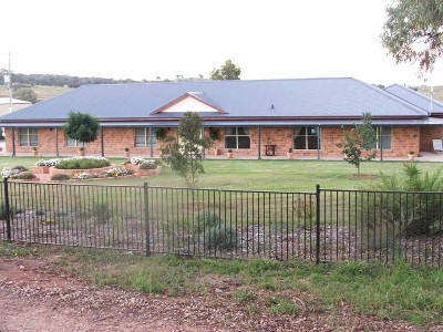 106 Speedy Street, Molong Picture