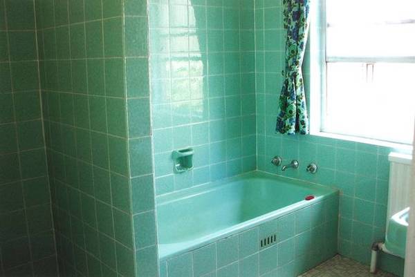 WELL PRESENTED UNIT Picture