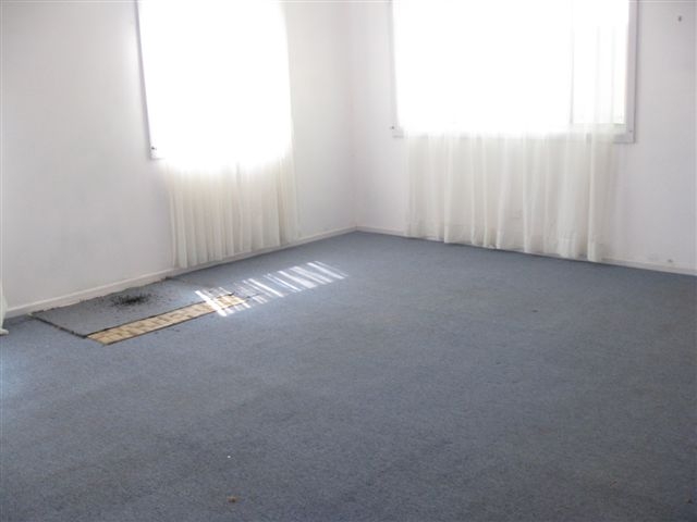 4 Lachlan Street, Yeoval Picture 3