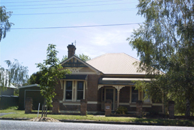 SPACIOUS HOME Picture 1