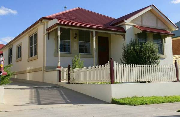 Modern Duplex Picture 1