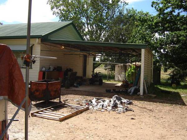 Country Lifestyle Picture 2