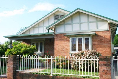 74 March Street, Orange Picture