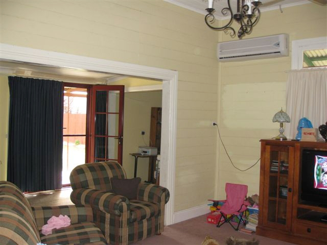 69 Cudal Street, Manildra Picture 3