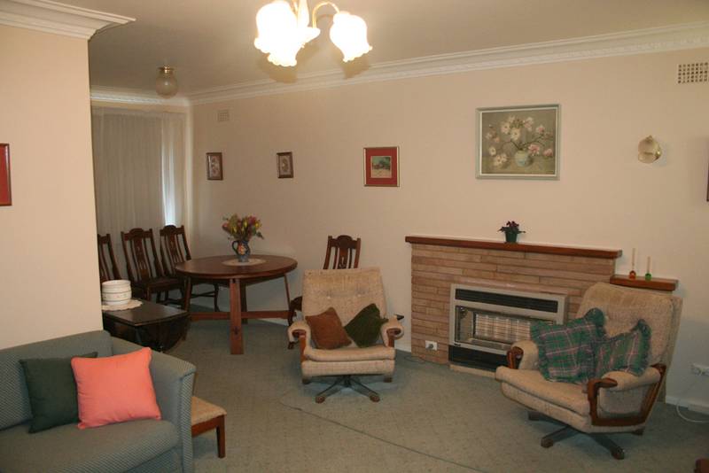 102 Margaret Street, Orange Picture 2