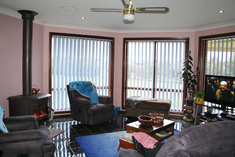 329 Browns Creek Road, Blayney Picture 3