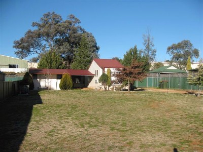 96 King Street, Molong Picture
