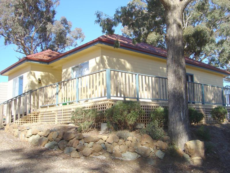 Browns Creek Road, Blayney Picture 1