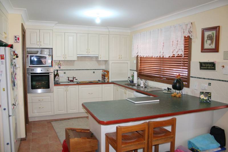 5 Avonlea Place, Orange Picture 2