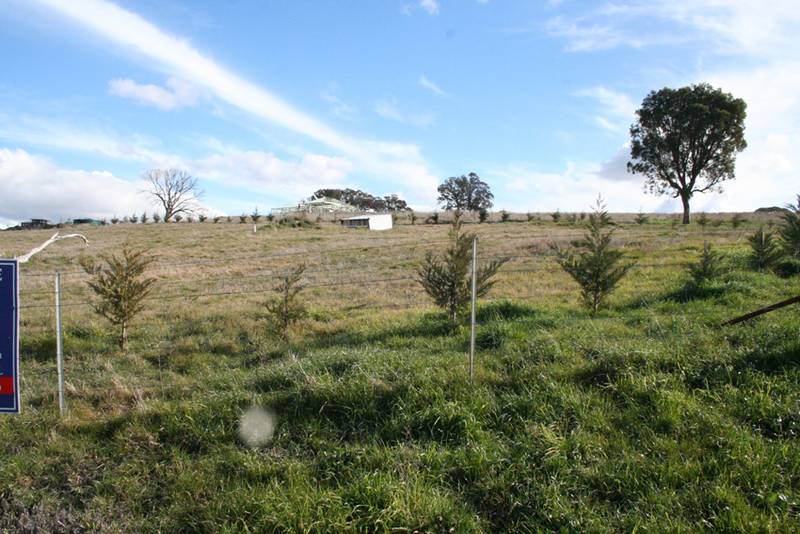 1 Thomas Kite Lane, Orange Picture 3