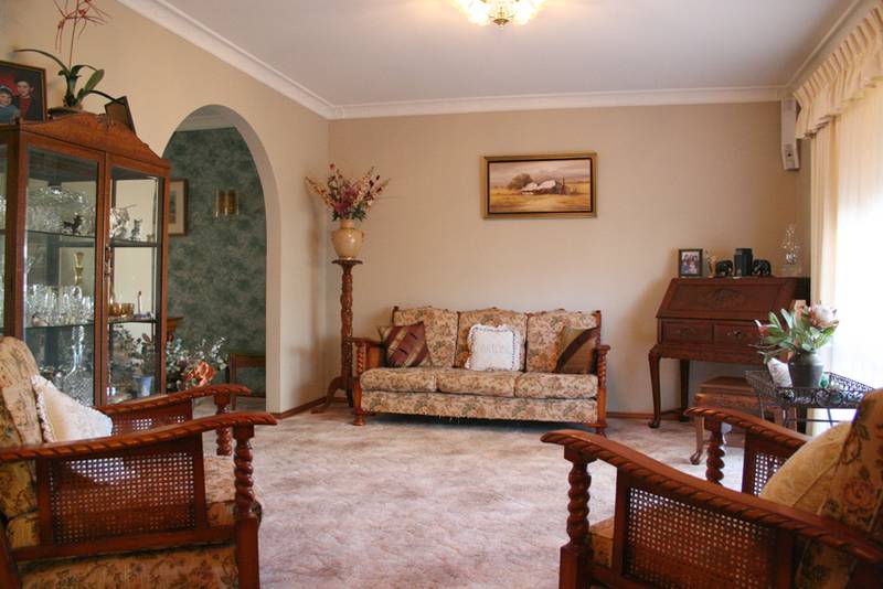 25 Phillip Street, Orange Picture 2