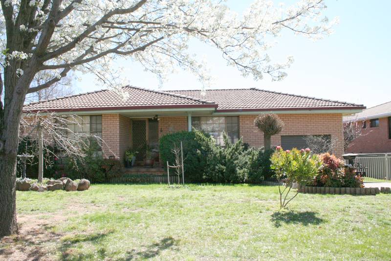 25 Phillip Street, Orange Picture 1