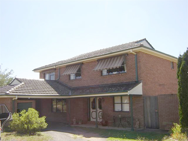 34 McGroder Street, Molong Picture 1