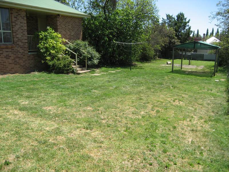 2 Shields Lane, Molong Picture 3