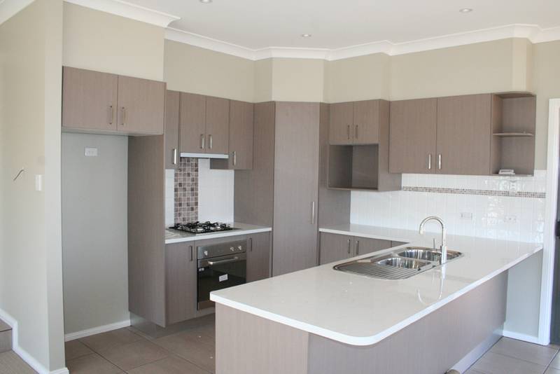 LOW MAINTENANCE HOME Picture 2