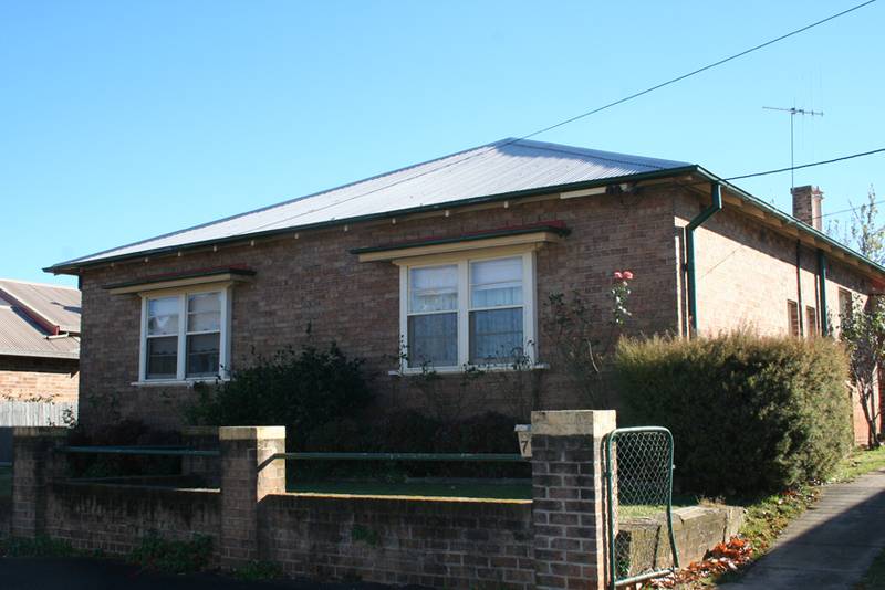 69 March Street, Orange Picture 1