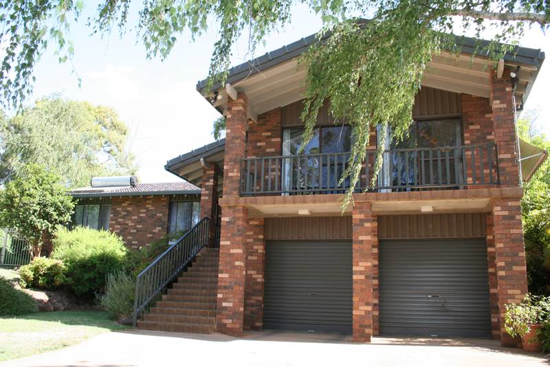 10 Pasadena Place, Orange Picture 1