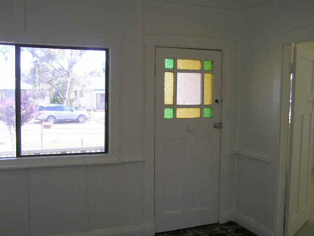 5 Lachlan Street, Yeoval Picture 3