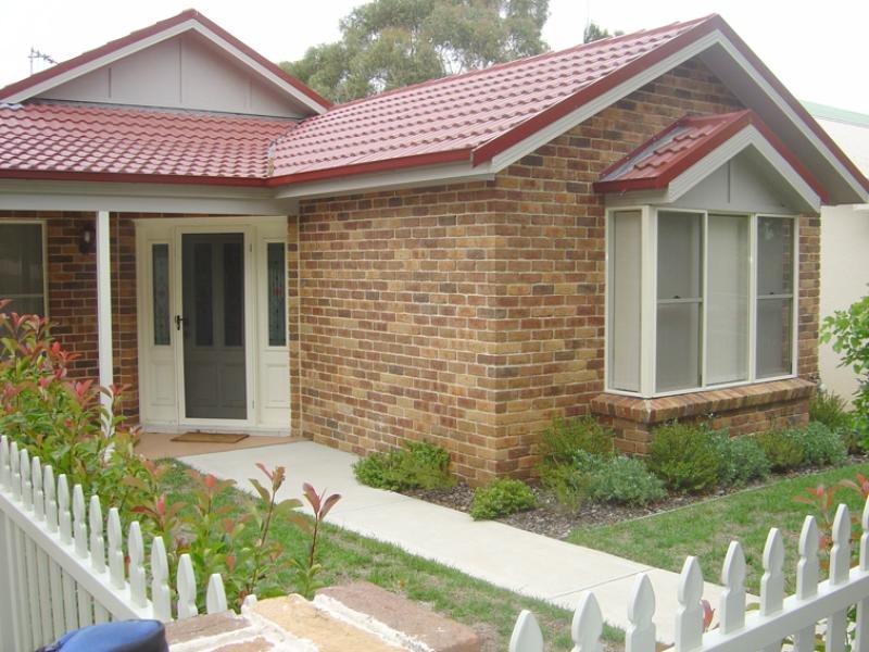 1&2/76 Dalton Street Picture 2