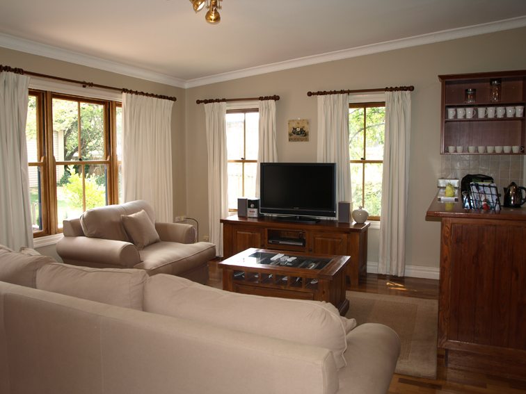 125 Hill Street Picture 2