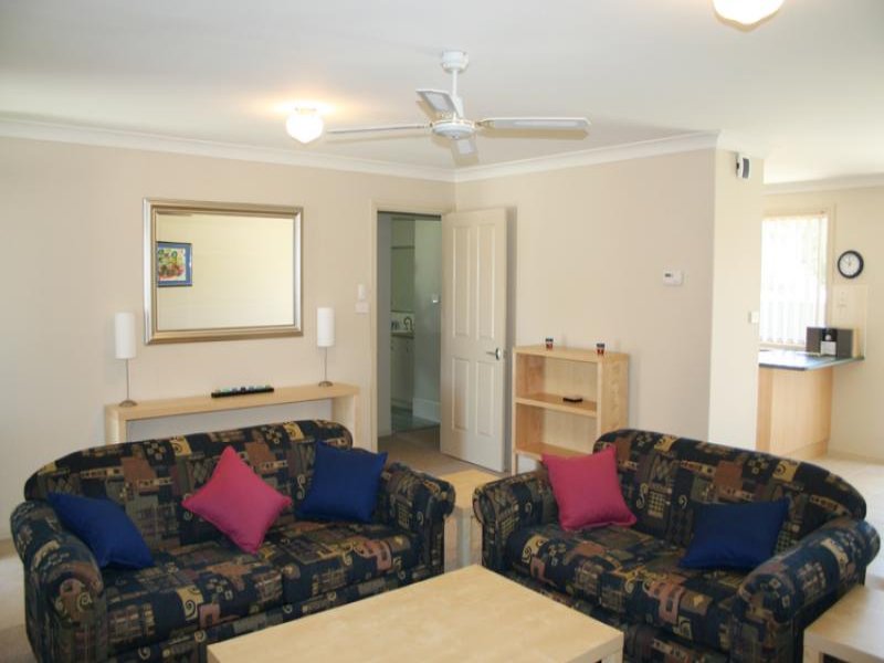 3/4 Covent Close Picture 2