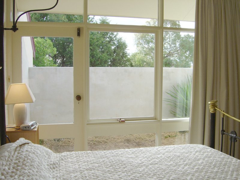 Lakehouse, Ophir Road Picture 2