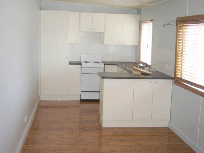 12 Hill Street, Molong Picture