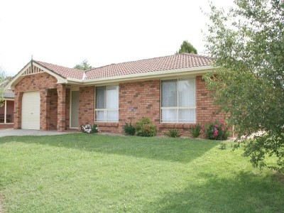 15 & 17 Athol St, Blayney Picture