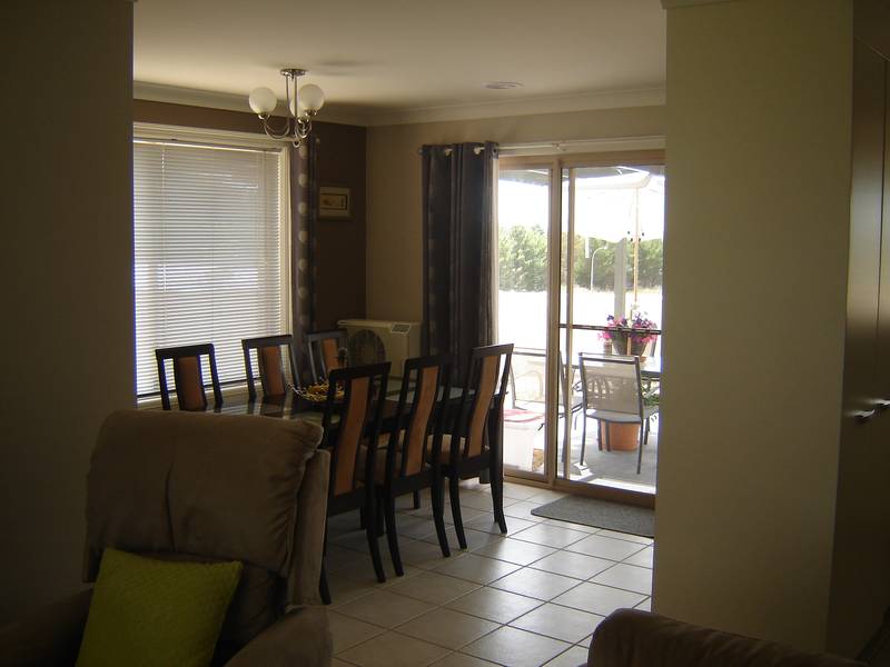 4 Vidler Place, Blayney Picture 3