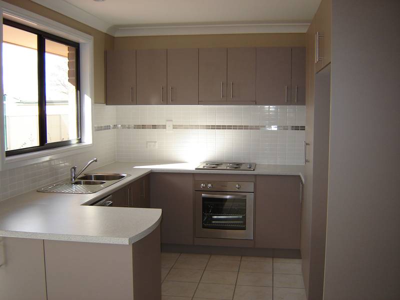 1/15 Binstead Street, Blayney Picture 2