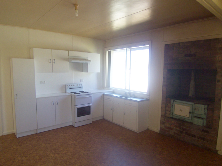 17 Bruce Street, Cumnock Picture 3