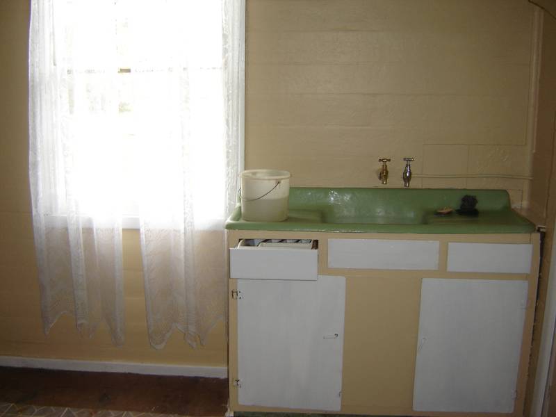 98 Manildra Road, Molong Picture 3