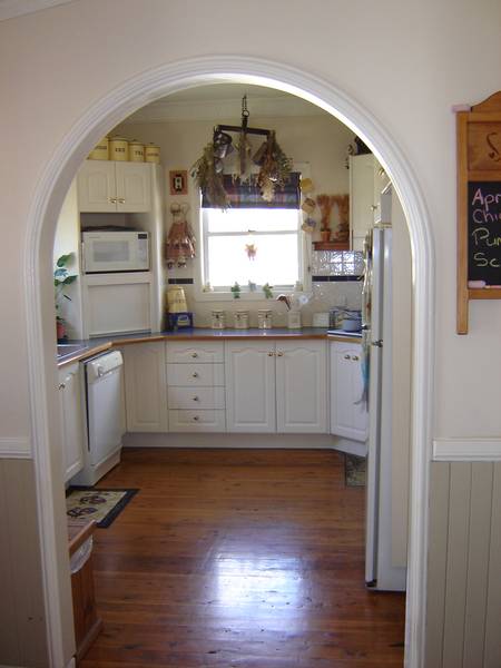 90 Edward Street Picture 2