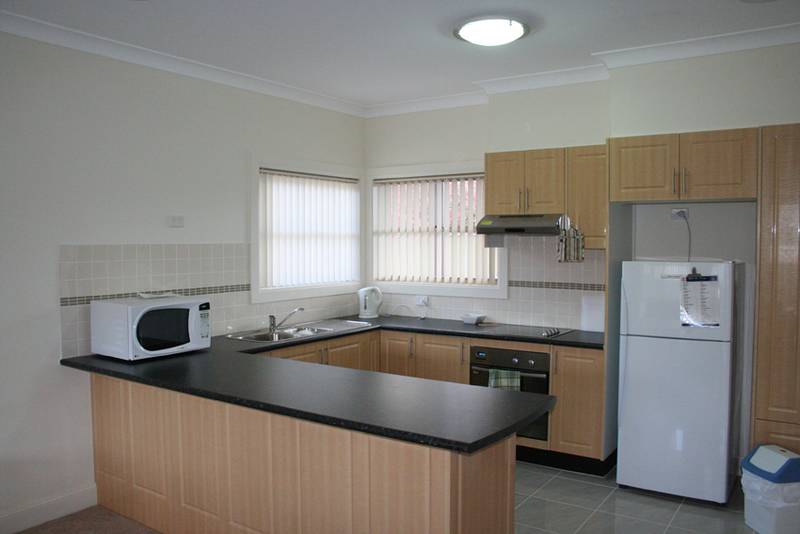 1A & 1B Cadogan Crescent Picture 2