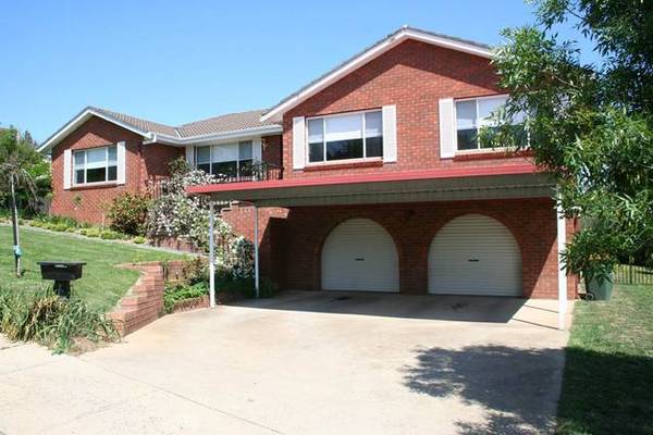 3 Athol Street, Blayney Picture 2