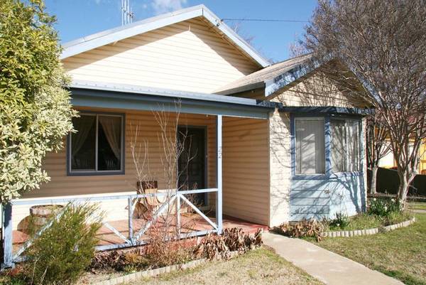 22 Moulder Street, Orange Picture 1