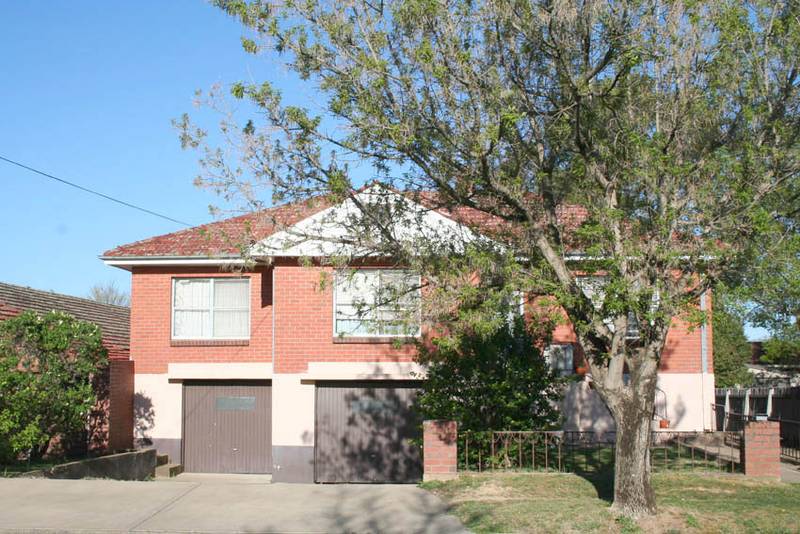 80-82 Kenna Street, Orange Picture 2