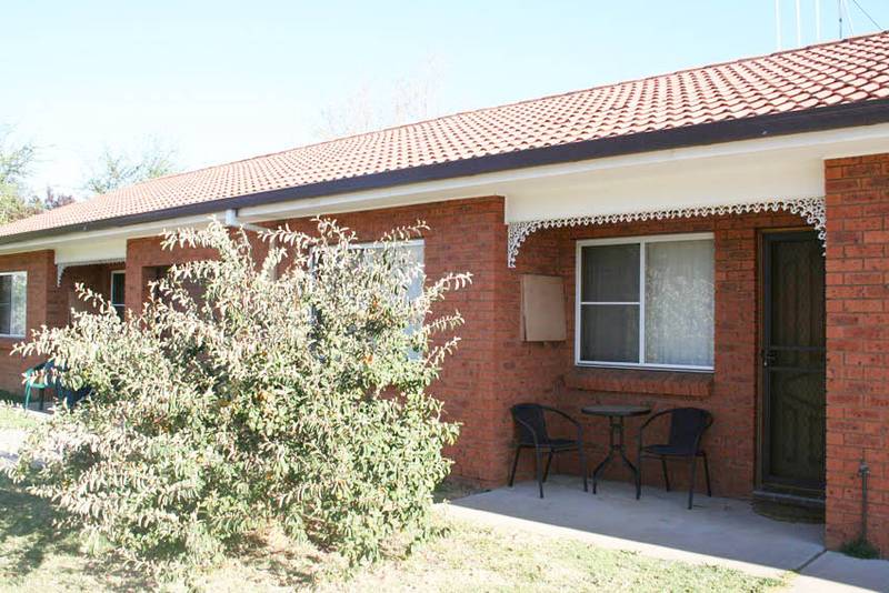 80-82 Kenna Street, Orange Picture 3