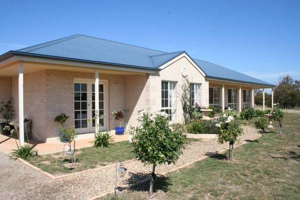 76 Charles Booth Way, Millthorpe Picture 1