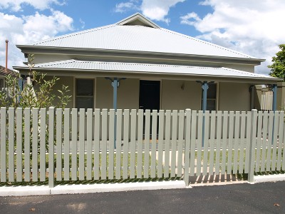 1/38 Sampson Street Picture