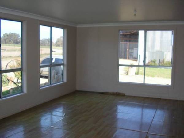 40 Acre Hobby Farm Picture 3