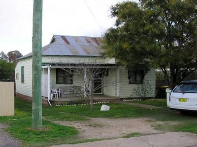Bargain Basement Cottage Picture