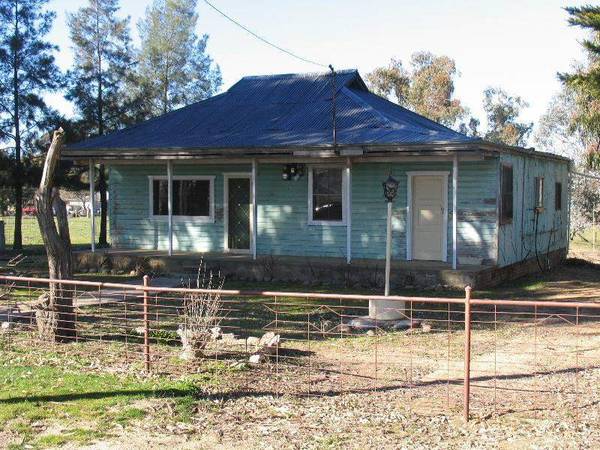 Burrangong Home Farmlet Picture 1