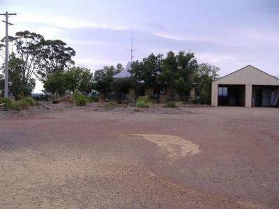 Churinga 414ha - 1022ac Picture