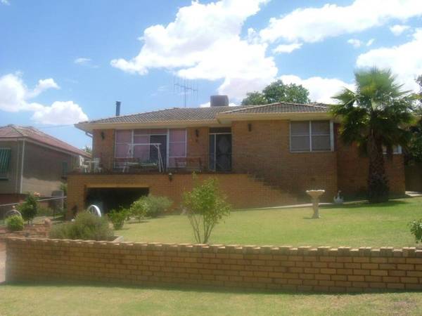 Close to St. Mary's School Picture 2